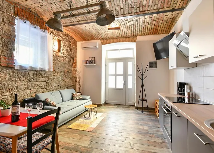 Apartment Rosenberger, Opatija Center With Parking